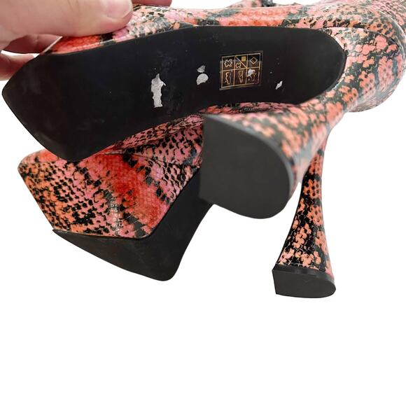 Jeffrey Campbell 7 - Picture 6 of 8